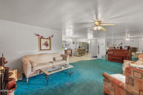 Tiny photo for 4332 Glann Road, Toledo, OH 43607 (MLS # 10007103)