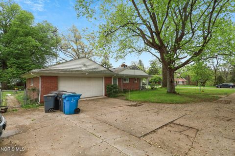 Tiny photo for 4332 Glann Road, Toledo, OH 43607 (MLS # 10007103)