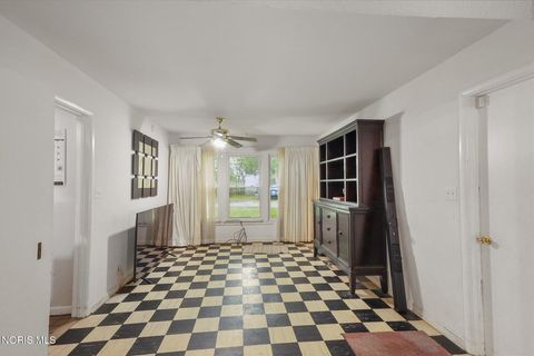 Tiny photo for 4332 Glann Road, Toledo, OH 43607 (MLS # 10007103)