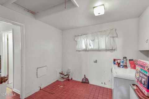 Tiny photo for 4332 Glann Road, Toledo, OH 43607 (MLS # 10007103)