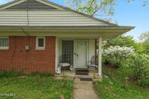 Tiny photo for 4332 Glann Road, Toledo, OH 43607 (MLS # 10007103)