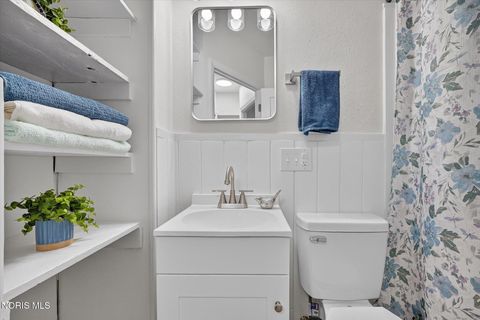 Tiny photo for 927 W Northgate Parkway, Toledo, OH 43612 (MLS # 10005112)