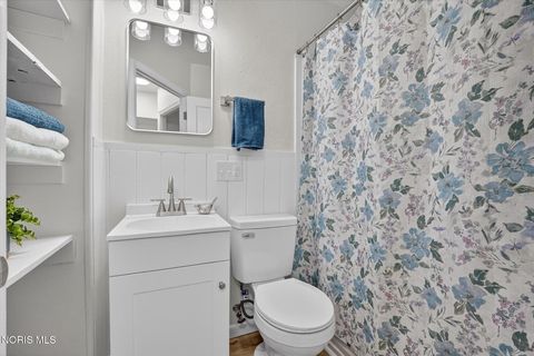 Tiny photo for 927 W Northgate Parkway, Toledo, OH 43612 (MLS # 10005112)