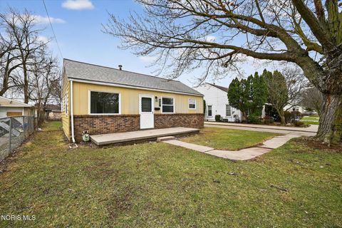 Tiny photo for 927 W Northgate Parkway, Toledo, OH 43612 (MLS # 10005112)