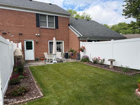 Tiny photo for 26 Olde Orchard Drive, Perrysburg, OH 43551 (MLS # 10009664)