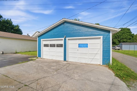 Tiny photo for 615 S Wood Street, Fostoria, OH 44830 (MLS # 10011735)