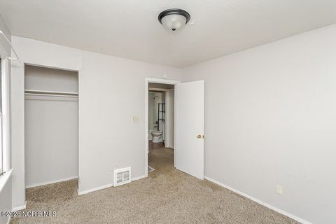 Tiny photo for 4244 N Lockwood Avenue, Toledo, OH 43612 (MLS # 10003447)