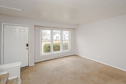 Tiny photo for 4244 N Lockwood Avenue, Toledo, OH 43612 (MLS # 10003447)