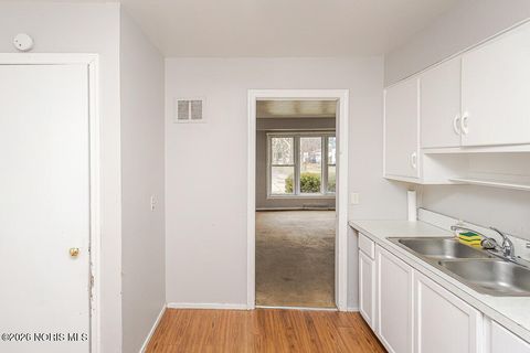 Tiny photo for 4244 N Lockwood Avenue, Toledo, OH 43612 (MLS # 10003447)