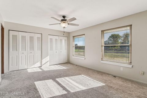 Tiny photo for 6818 Fenwyck Road #18, Maumee, OH 43537 (MLS # 10000121)