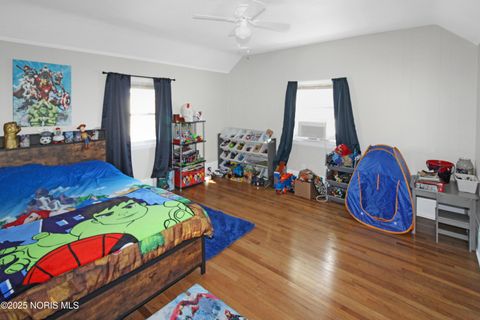 Tiny photo for 513 W Stevenson Street, Gibsonburg, OH 43431 (MLS # 10000253)