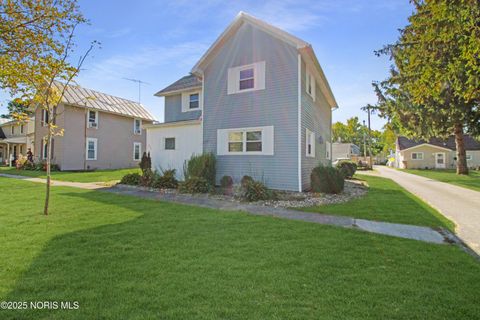 Tiny photo for 513 W Stevenson Street, Gibsonburg, OH 43431 (MLS # 10000253)