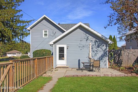 Tiny photo for 513 W Stevenson Street, Gibsonburg, OH 43431 (MLS # 10000253)