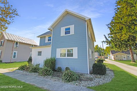 Tiny photo for 513 W Stevenson Street, Gibsonburg, OH 43431 (MLS # 10000253)
