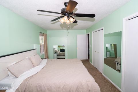 Tiny photo for 325 Wilson Street, Defiance, OH 43512 (MLS # 10009328)