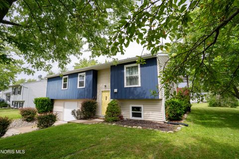 Photo of 325 Wilson Street, Defiance, OH 43512 (MLS # 10009328)