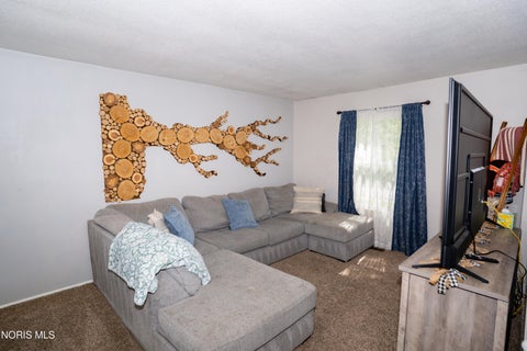 Tiny photo for 325 Wilson Street, Defiance, OH 43512 (MLS # 10009328)