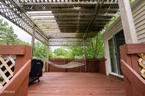 Tiny photo for 325 Wilson Street, Defiance, OH 43512 (MLS # 10009328)