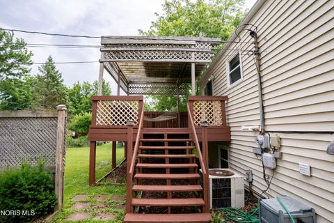 Tiny photo for 325 Wilson Street, Defiance, OH 43512 (MLS # 10009328)