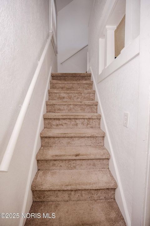 Tiny photo for 2032 Elliott Avenue, Toledo, OH 43606 (MLS # 10002275)