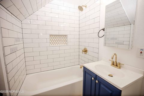 Tiny photo for 2032 Elliott Avenue, Toledo, OH 43606 (MLS # 10002275)