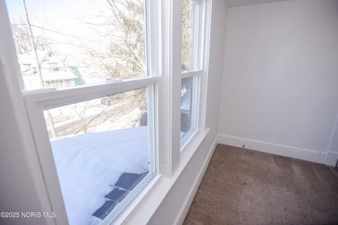 Tiny photo for 2032 Elliott Avenue, Toledo, OH 43606 (MLS # 10002275)