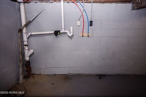 Tiny photo for 2032 Elliott Avenue, Toledo, OH 43606 (MLS # 10002275)