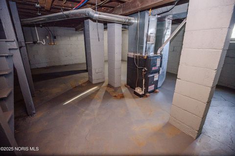 Tiny photo for 2032 Elliott Avenue, Toledo, OH 43606 (MLS # 10002275)