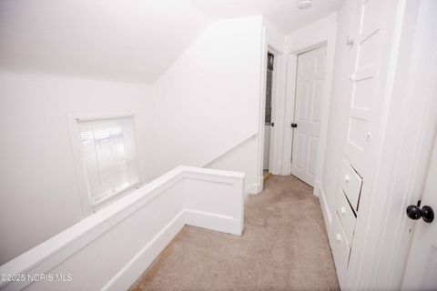 Tiny photo for 2032 Elliott Avenue, Toledo, OH 43606 (MLS # 10002275)