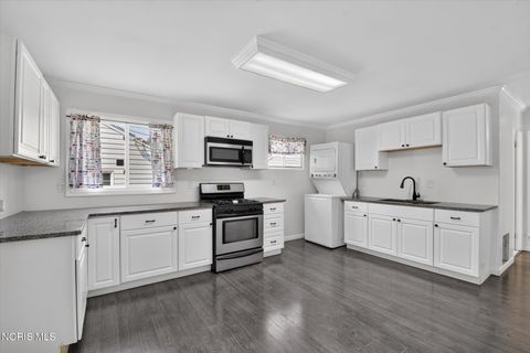 Tiny photo for 103 Independence Road, Toledo, OH 43607 (MLS # 10010573)