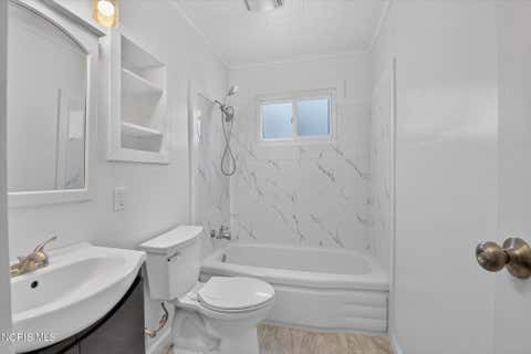 Tiny photo for 103 Independence Road, Toledo, OH 43607 (MLS # 10010573)
