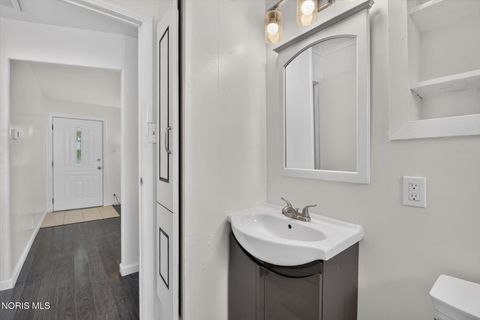 Tiny photo for 103 Independence Road, Toledo, OH 43607 (MLS # 10010573)