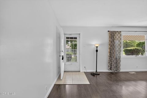 Tiny photo for 103 Independence Road, Toledo, OH 43607 (MLS # 10010573)