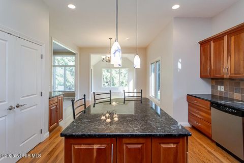 Tiny photo for 3816 Ravine Hollow Court, Maumee, OH 43537 (MLS # 10000319)