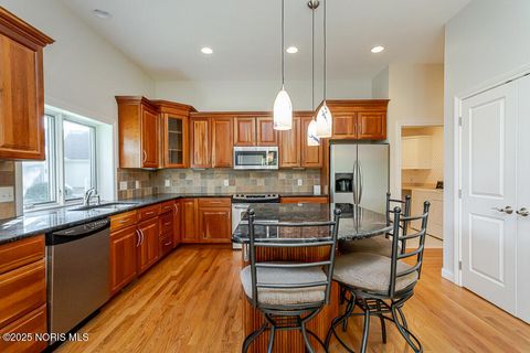 Tiny photo for 3816 Ravine Hollow Court, Maumee, OH 43537 (MLS # 10000319)