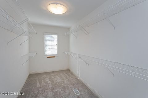 Tiny photo for 3816 Ravine Hollow Court, Maumee, OH 43537 (MLS # 10000319)