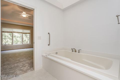 Tiny photo for 3816 Ravine Hollow Court, Maumee, OH 43537 (MLS # 10000319)