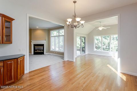 Tiny photo for 3816 Ravine Hollow Court, Maumee, OH 43537 (MLS # 10000319)