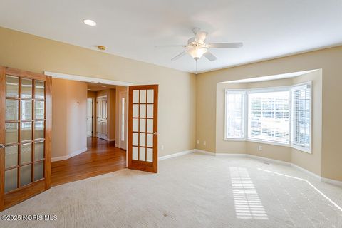 Tiny photo for 3816 Ravine Hollow Court, Maumee, OH 43537 (MLS # 10000319)