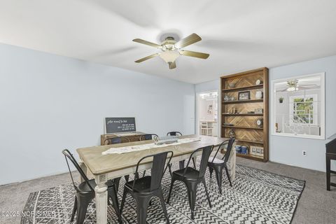 Tiny photo for 130 Cedar Court, Perrysburg, OH 43551 (MLS # 10000870)