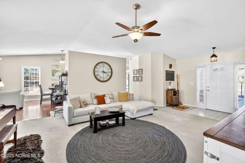 Tiny photo for 925 W Melrose Avenue, Findlay, OH 45840 (MLS # 10000414)