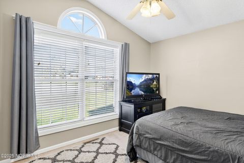 Tiny photo for 925 W Melrose Avenue, Findlay, OH 45840 (MLS # 10000414)