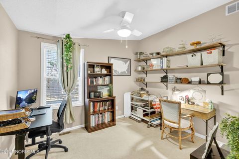 Tiny photo for 925 W Melrose Avenue, Findlay, OH 45840 (MLS # 10000414)