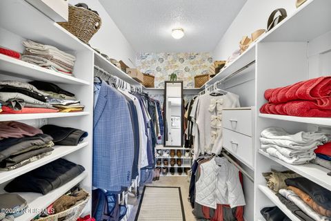 Tiny photo for 925 W Melrose Avenue, Findlay, OH 45840 (MLS # 10000414)