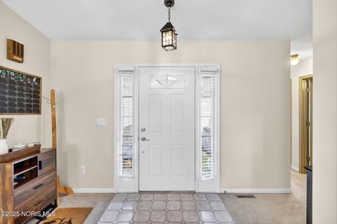 Tiny photo for 925 W Melrose Avenue, Findlay, OH 45840 (MLS # 10000414)