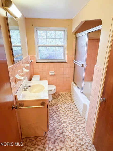 Tiny photo for 2666 Secor Road, Toledo, OH 43606 (MLS # 10012545)