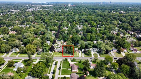 Tiny photo for 2666 Secor Road, Toledo, OH 43606 (MLS # 10012545)