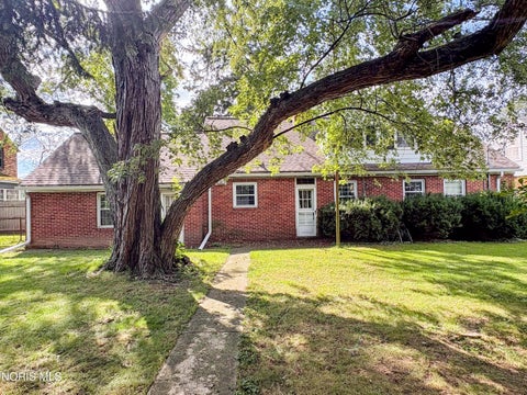 Tiny photo for 2666 Secor Road, Toledo, OH 43606 (MLS # 10012545)