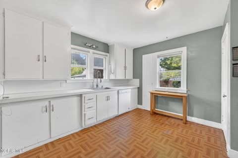 Tiny photo for 5621 Harvest Lane, Toledo, OH 43623 (MLS # 10007743)