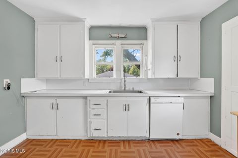 Tiny photo for 5621 Harvest Lane, Toledo, OH 43623 (MLS # 10007743)